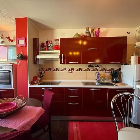 Pinky Life Apartment