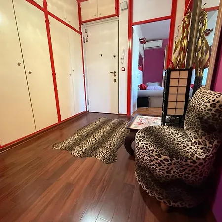 Apartment Pinky Life