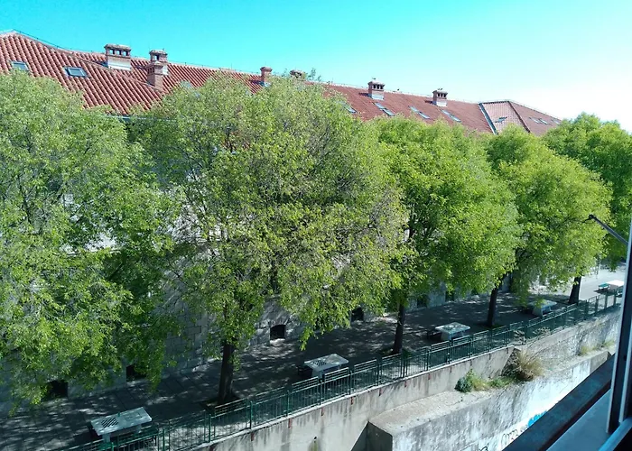 Apartament Pinky Life *